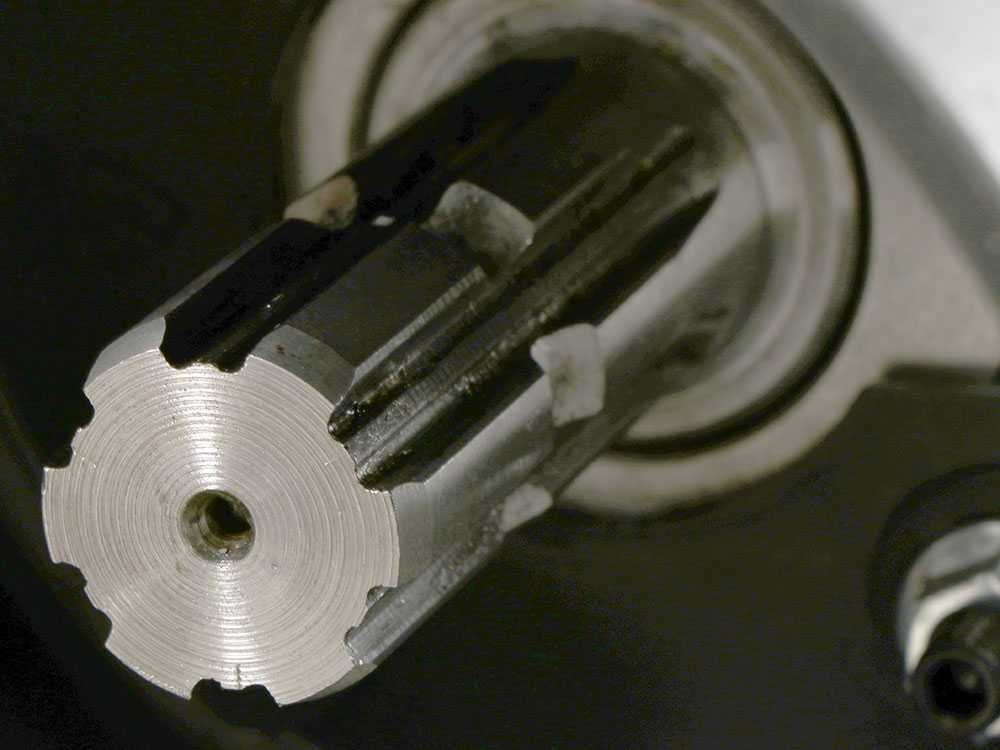 bullmach-bm-ls-pto-22-v-fendeuse-bois-sur-tracteur-verticale-activation-par-cardan-avec-tracteur--33056_4_1644928705_IMG_620b9ec10abfc