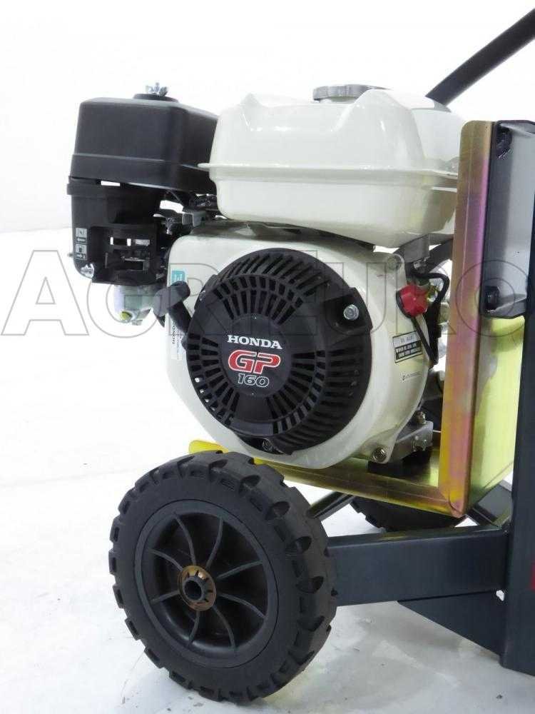 ceccato-bull-sple10-polgp-fendeuse-bois-thermique-multiposition-moteur-honda-gp-160--7671_6_1438337835_P1100052