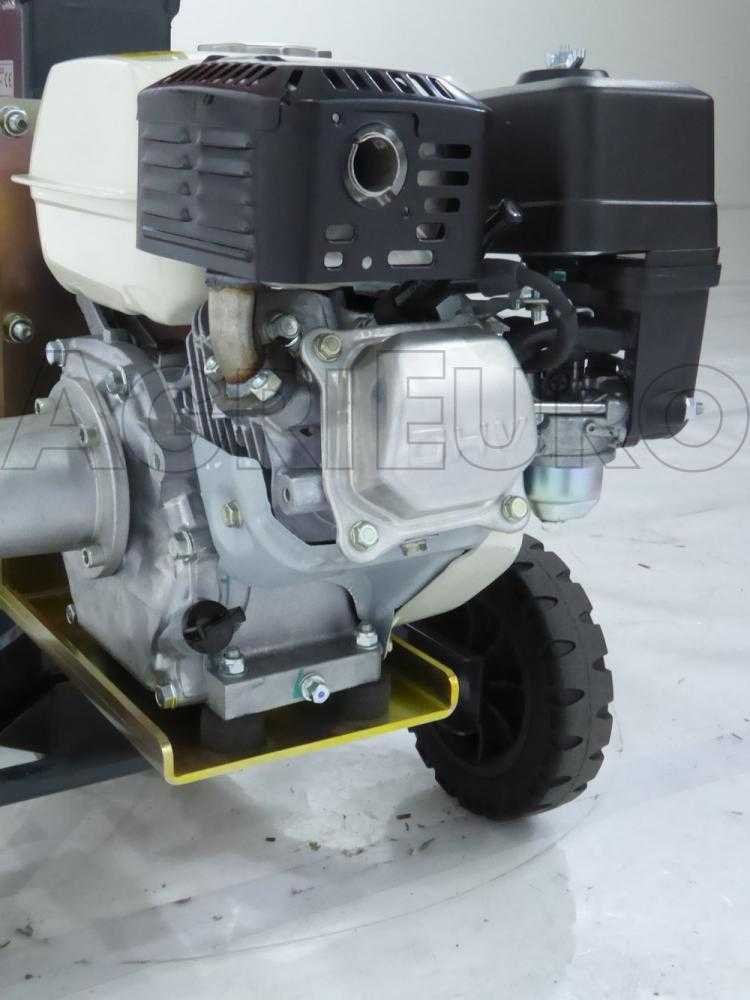 ceccato-bull-sple10-polgp-fendeuse-bois-thermique-multiposition-moteur-honda-gp-160--7671_6_1438337835_P1100057